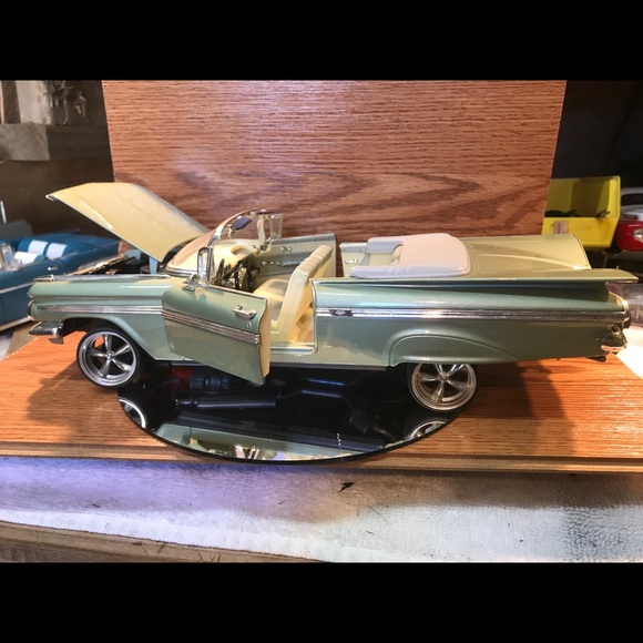 Classic 1959 Chevy impala Lowrider rare color - Picture 8 of 8